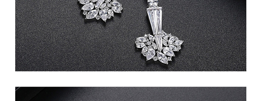 Fashion Platinum Zircon Pentagram Geometric Earrings,Earrings