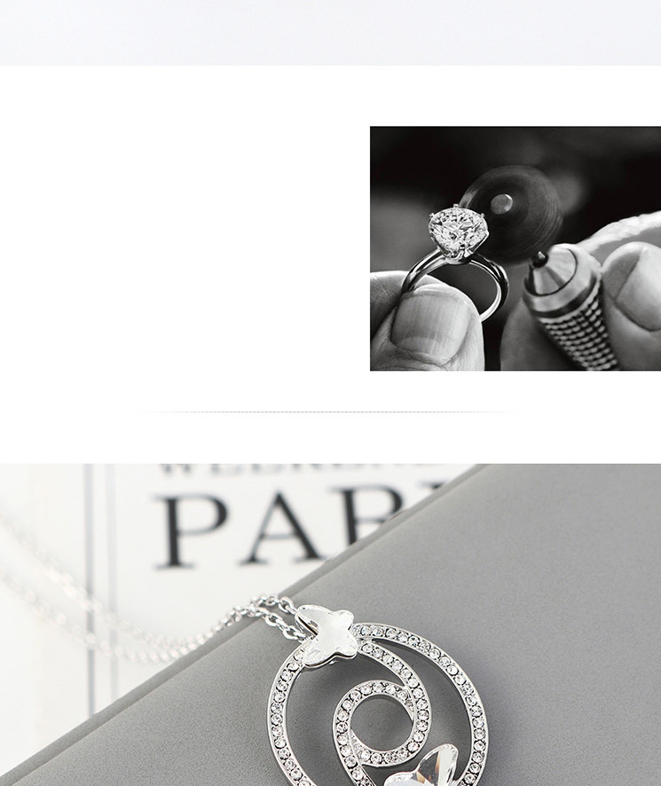 Fashion Golden Phantom Diamond And Butterfly Double Cutout Geometric Necklace,Pendants