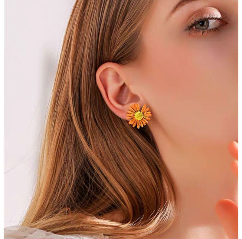 Fashion Orange Small Daisy Contrast Color Stud Earrings,Stud Earrings