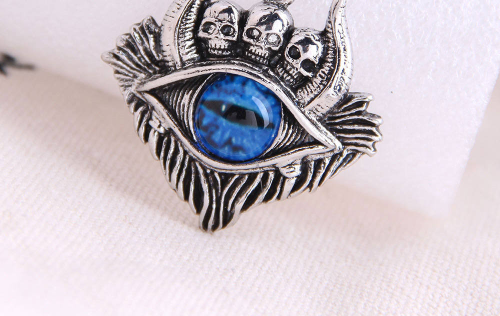 Fashion Blue Skull-eye Embossed Mens Necklace,Pendants