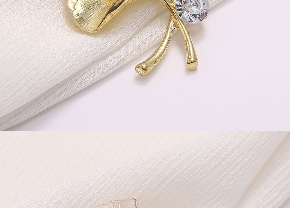 Fashion Golden Pearl And Diamond Ginkgo Leaf Alloy Brooch,Korean Brooches