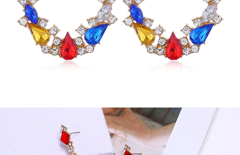Fashion Colored Diamonds Diamond-shaped Geometric Round Alloy Hollow Earrings,Stud Earrings