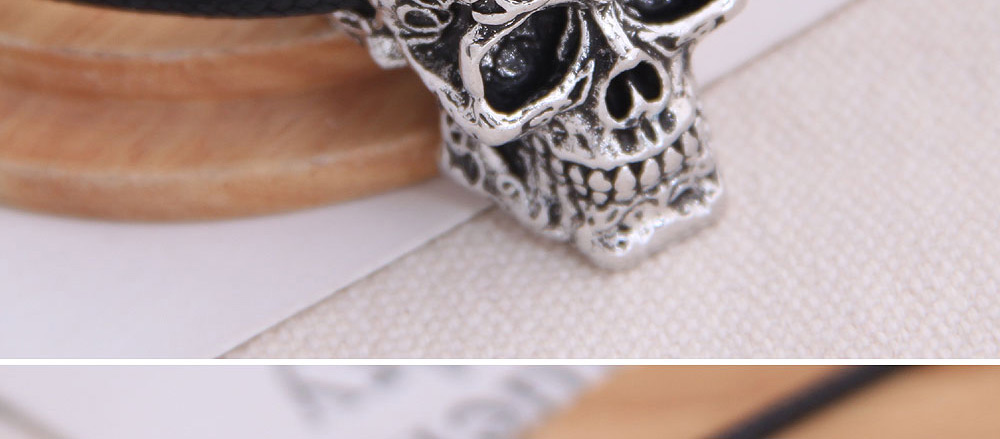 Fashion Silver Skull Alloy Mens Necklace,Pendants