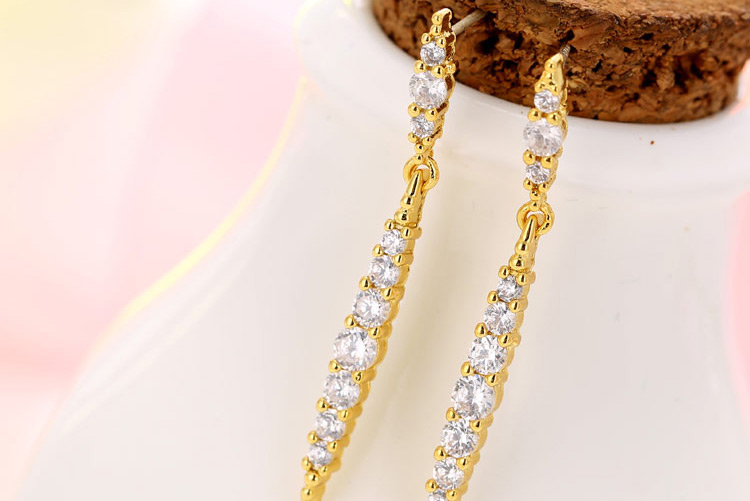 Fashion Golden Drop-shaped Zircon Alloy Earrings,Stud Earrings