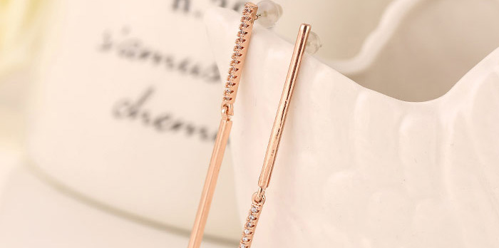 Fashion Rose Gold Diamond-shaped Alloy Earrings,Stud Earrings