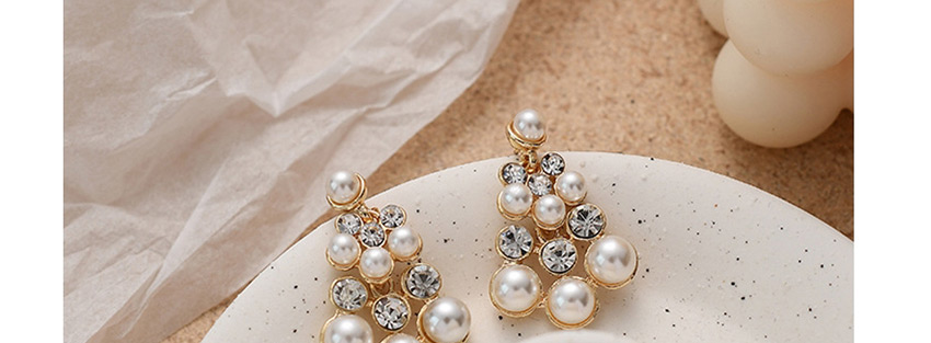 Fashion Golden Diamond Geometrical Alloy Pierced Earrings With Diamonds,Drop Earrings