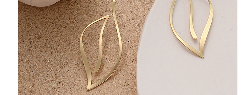 Fashion Golden Geometric Irregular Matte Cutout Earrings,Stud Earrings