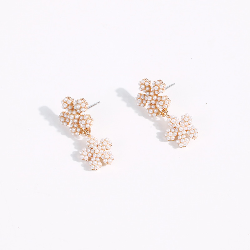Fashion White Pearl Alloy Stud Earrings With Pearl Flowers,Drop Earrings