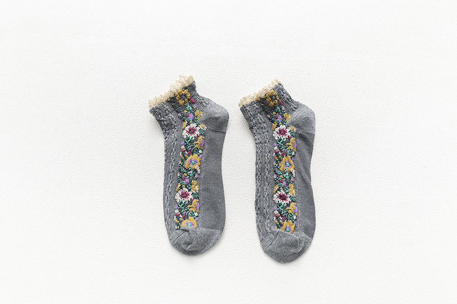 Fashion Gray Lace Floral Stitching Cotton Socks,Fashion Socks