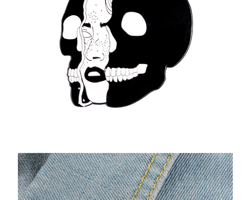 Fashion Black And White Split Enamel Skull Clothes Badge,Korean Brooches