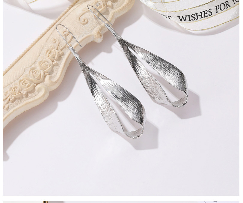 Fashion Silver Metal Twisted Cutout Earrings,Drop Earrings