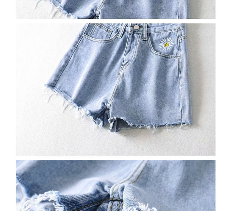 Fashion Blue Chrysanthemum Embroidered Denim Shorts,Denim