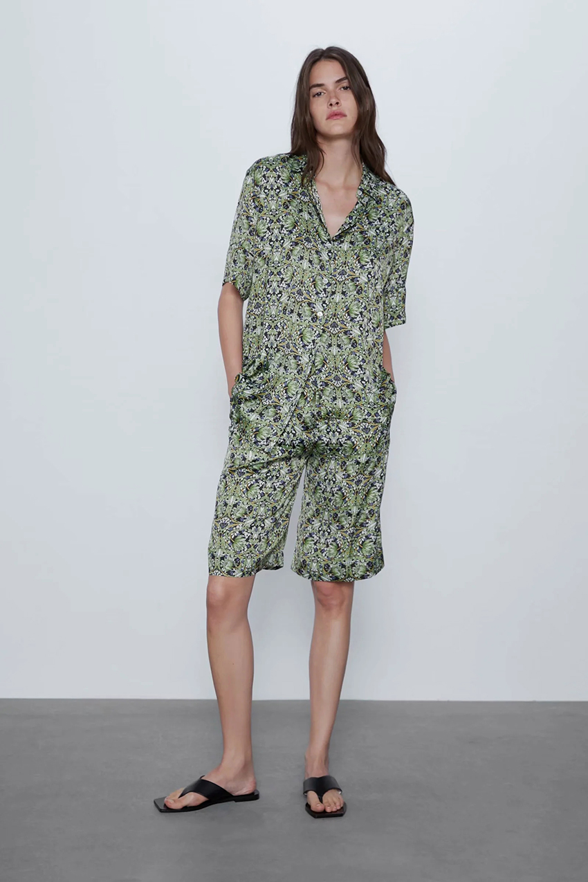 Fashion Green Flower Print Patch Shorts,Shorts