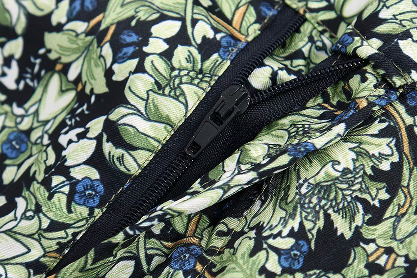 Fashion Green Flower Print Patch Shorts,Shorts