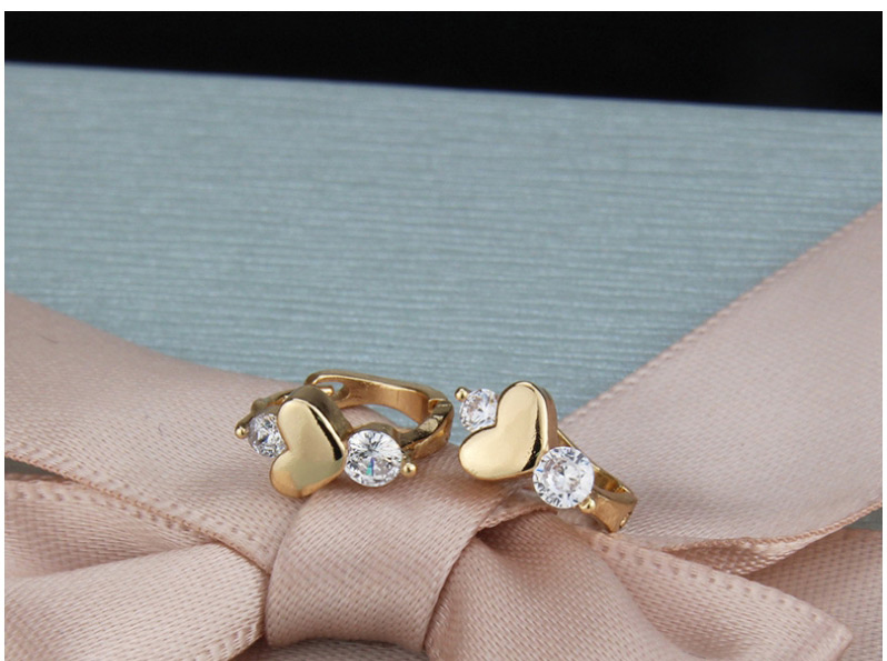 Fashion Gold-plated White Zirconium Studded Heart Stud Earrings With Diamonds,Earrings