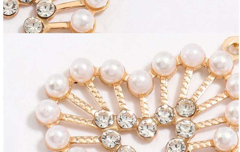 Fashion Golden Floral Alloy Acrylic And Pearl Earrings,Drop Earrings