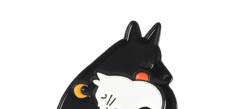 Fashion Black And White Skull Cat Frosted Enamel Brooch,Korean Brooches