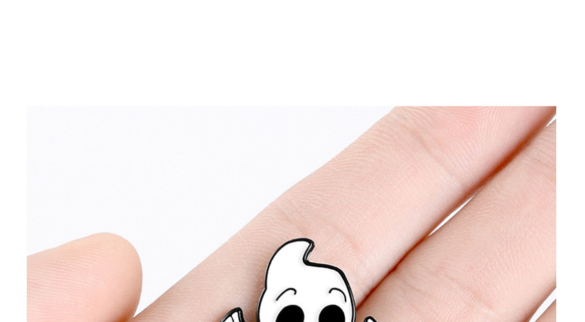 Fashion Black And White Ghost Dripping Alloy Letter Brooch,Korean Brooches