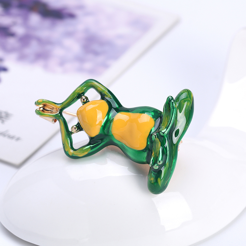 Fashion Green Alloy Dripping Frog Hit Color Brooch,Korean Brooches
