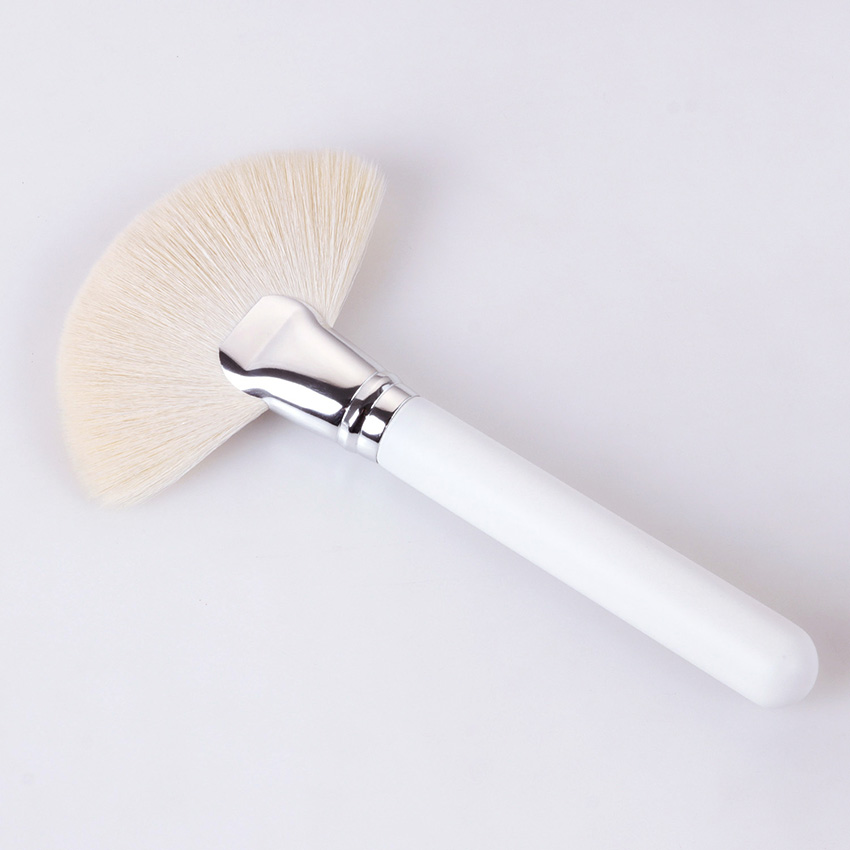Fashion White Single Wool Fan Brush,Beauty tools