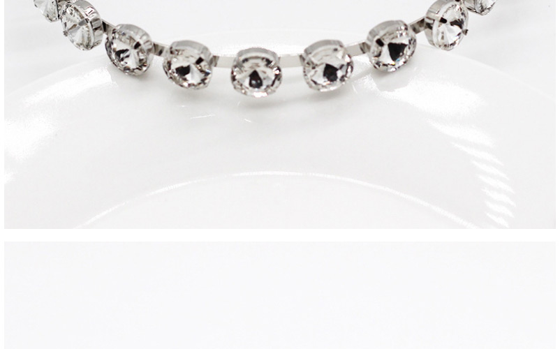 Fashion White Diamond-shaped Metal Fine Geometric Round Headband,Head Band