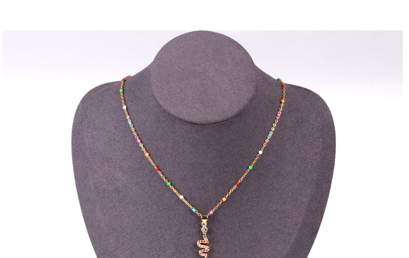 Fashion Golden Diamond And Serpentine Resin Alloy Necklace,Necklaces