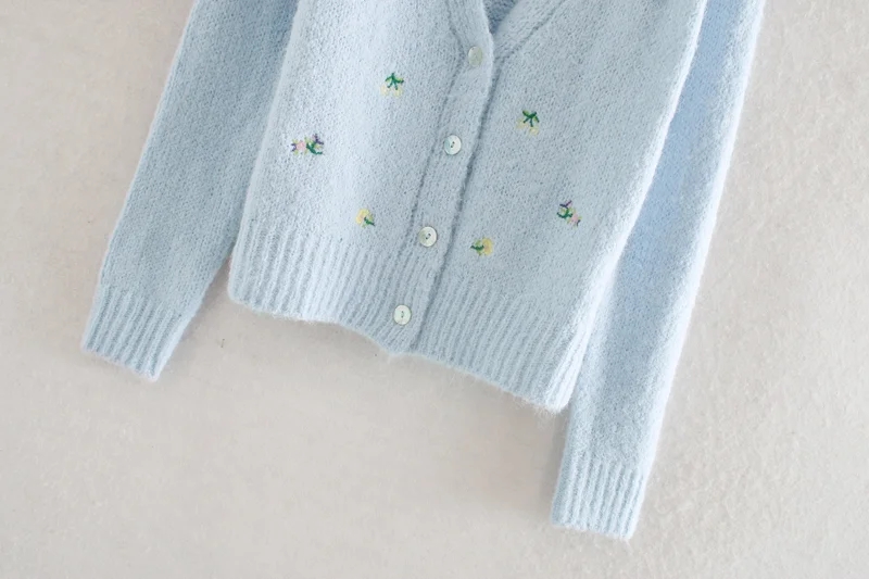  Blue Floral Embroidered Raglan Sleeve Knitted Cardigan,Sweater