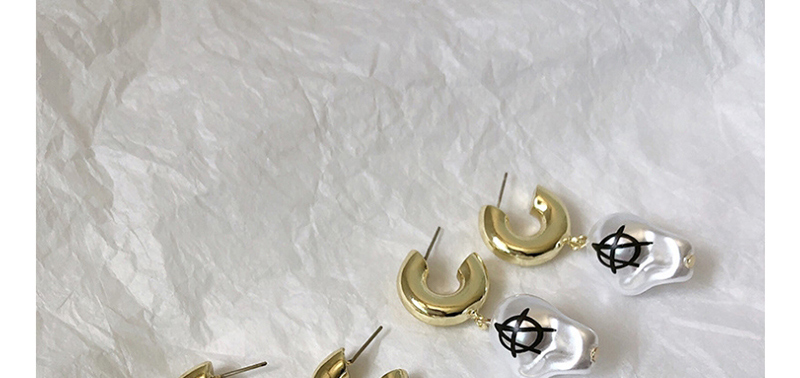 Fashion A Pair Of Gold Shaped Imitation Pearl Graffiti C-shaped Earrings,Drop Earrings