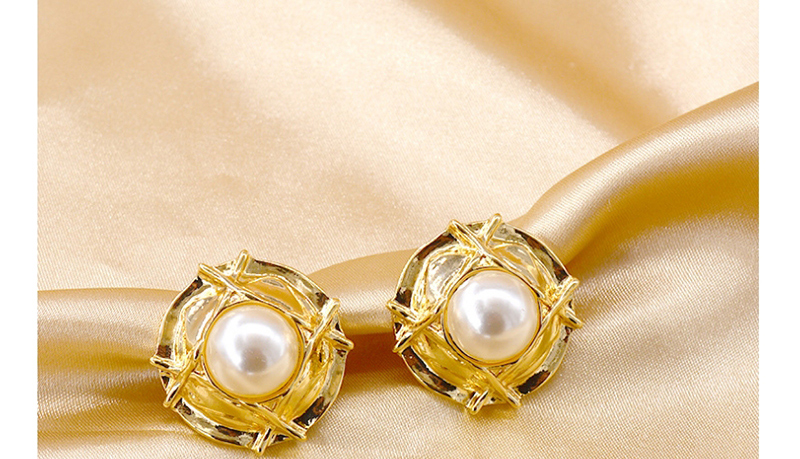 Fashion Golden  Silver Pin Pearl Stud Earrings,Stud Earrings