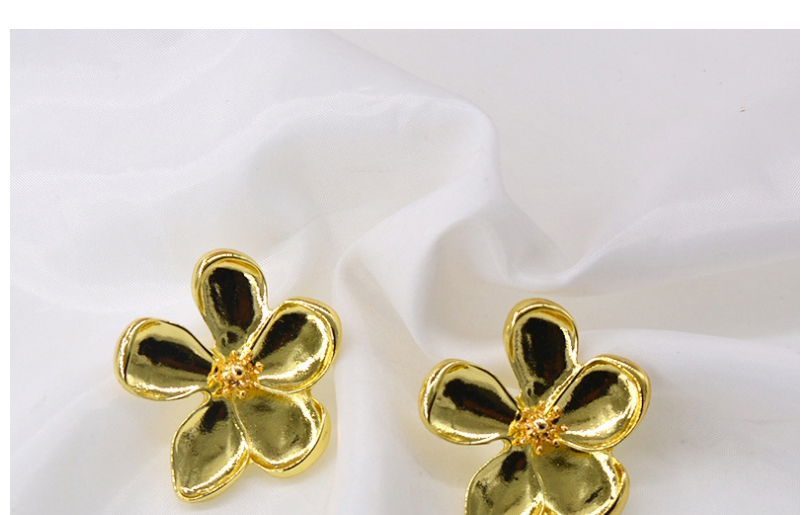 Fashion Silvery Five-leaf Petal Alloy Earrings,Stud Earrings