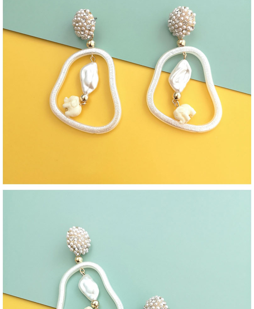 Fashion Yellow Acrylic Pearl Earrings With Diamonds And Diamonds,Stud Earrings