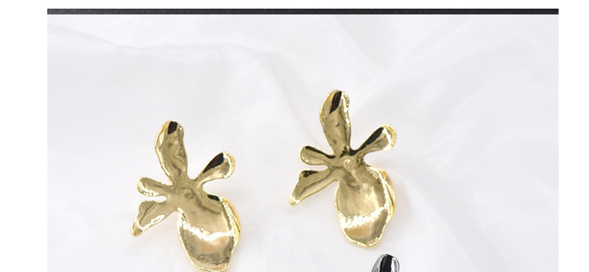 Fashion Silver Maple Leaf Irregular Alloy Earrings,Stud Earrings