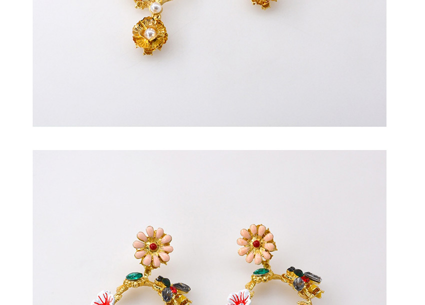 Fashion Golden Flower Shape Decorated Earrings,Drop Earrings