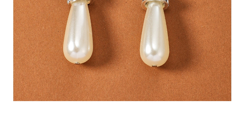 Fashion Silver Diamond-shaped Pearl Geometric Alloy Earrings,Stud Earrings