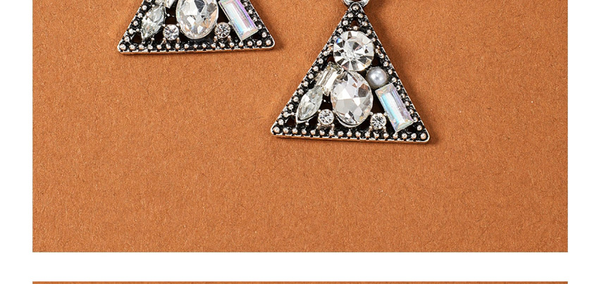 Fashion Black Alloy C-shaped Alloy Diamond Earrings,Hoop Earrings