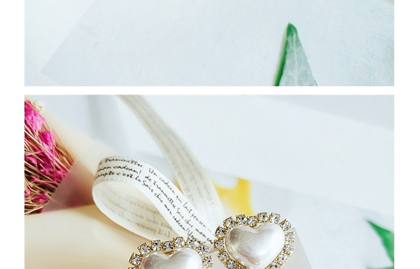 Fashion White Diamond Love Pearl Alloy Earrings,Stud Earrings