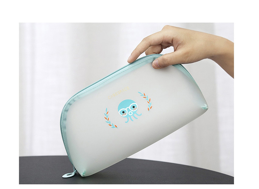 Fashion Seahorse Trumpet Cartoon Transparent Portable Makeup Lipstick Storage Bag,Home storage