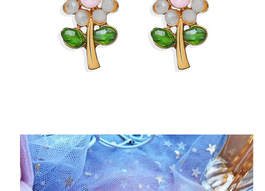 Fashion Powder Diamond-studded Flower Contrast Alloy Earrings,Stud Earrings
