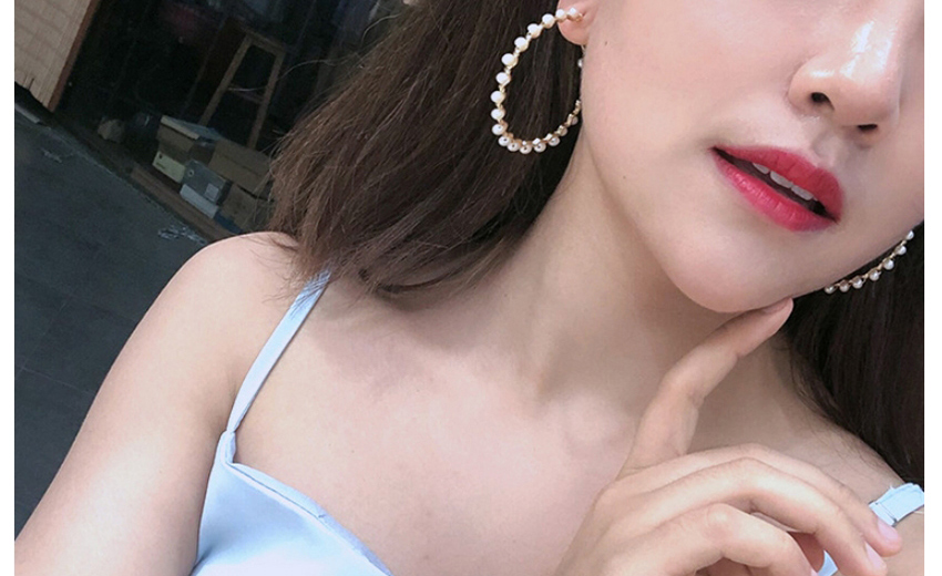 Fashion Winding White Pearl Circle Alloy Earrings,Hoop Earrings