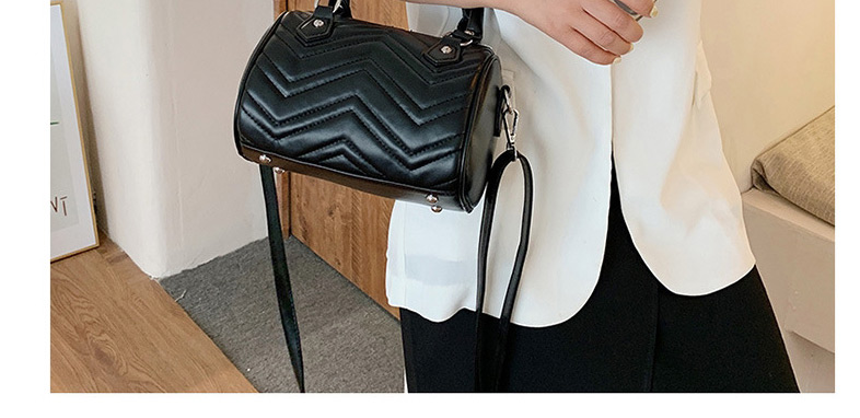 Fashion Black Embroidered Thread Shoulder Messenger Handbag,Handbags