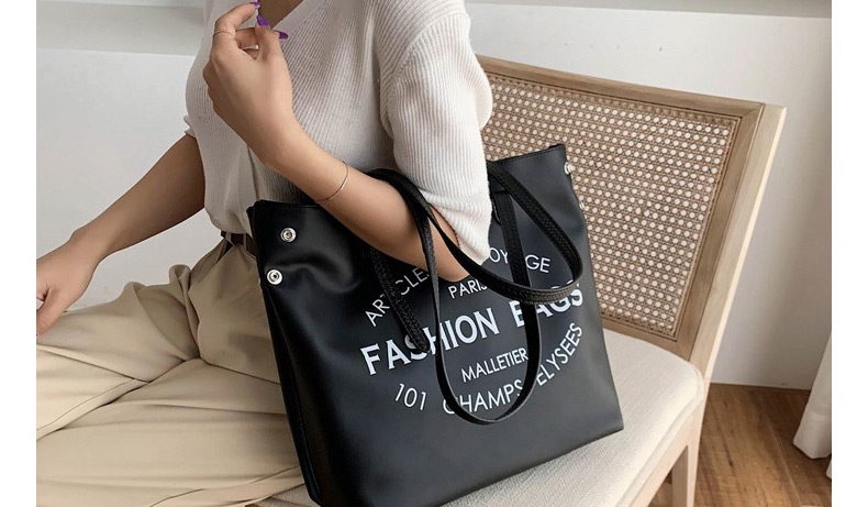 Fashion Black Contrast Printed Shoulder Bag,Handbags