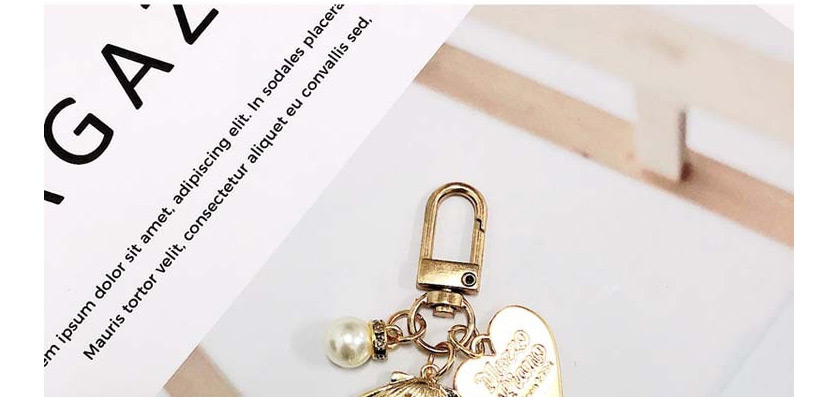 Fashion Conch Peach Heart Shell Metal Pearl Keychain,Household goods
