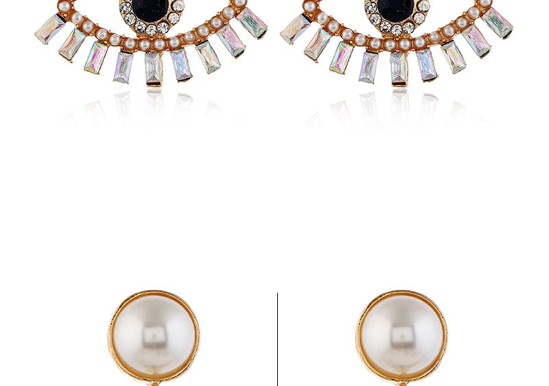 Fashion White Pearl Earrings In Metal With Diamonds,Stud Earrings
