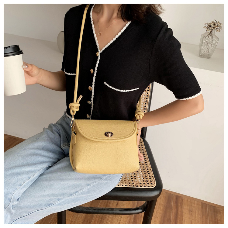 Fashion Yellow Solid Color Shoulder Messenger Bag With Flip Lock,Shoulder bags