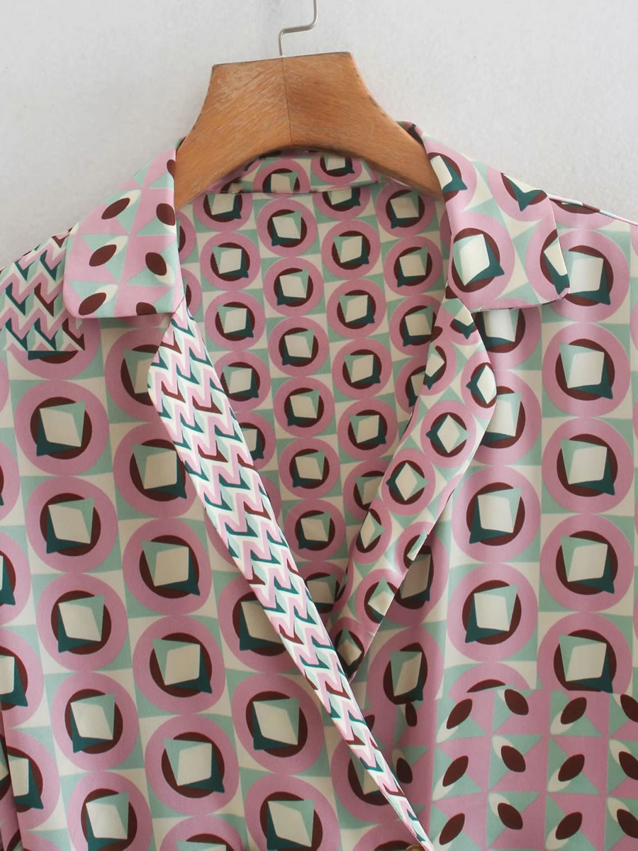 Fashion Color Geometric Print V-neck Belt Blouse,Sunscreen Shirts
