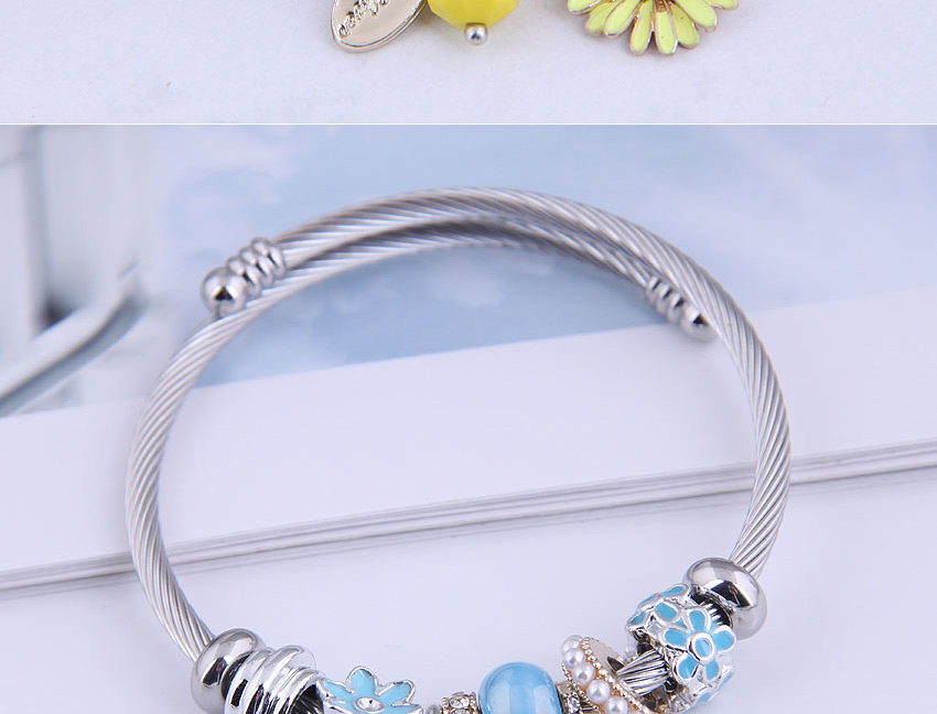 Fashion Blue Small Daisy Oil And Diamond Alloy Geometric Bracelet,Fashion Bracelets