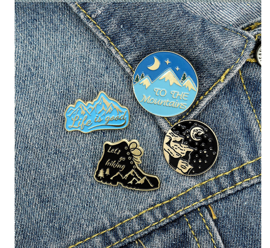 Fashion Shoes Trekking Mountain Adventure Dripping Alloy Round Brooch,Korean Brooches