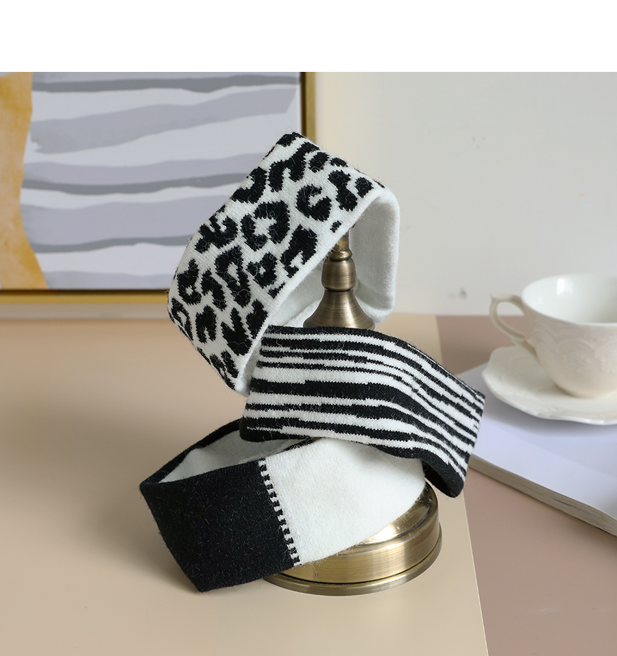 Fashion Zebra Pattern Knitted Geometric Pattern Headband,Hair Ribbons