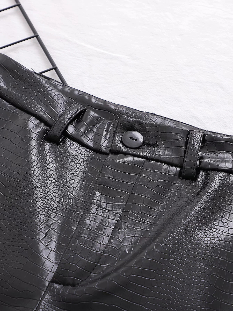 Fashion Black Crocodile Leather Pattern Bust,Shorts