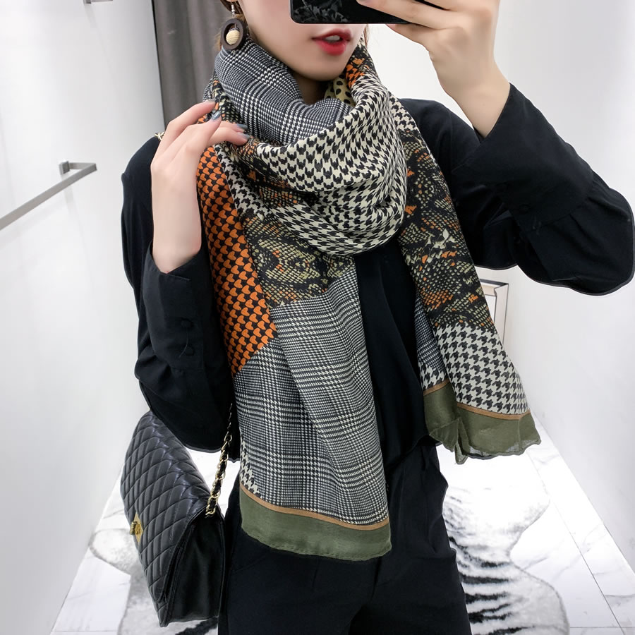Fashion Brown Houndstooth Snake Print Scarf Shawl With Contrast Trim,Thin Scaves